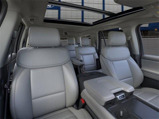 new 2025 Ford Expedition car, priced at $72,835