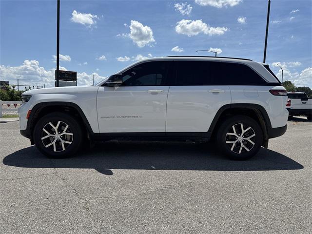 used 2023 Jeep Grand Cherokee car, priced at $31,995