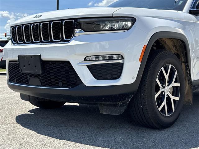 used 2023 Jeep Grand Cherokee car, priced at $31,995