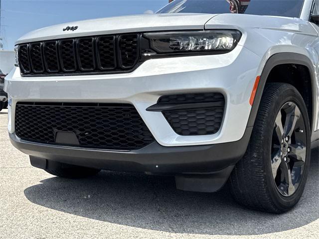 used 2023 Jeep Grand Cherokee car, priced at $34,500