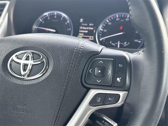 used 2018 Toyota Highlander car, priced at $27,500