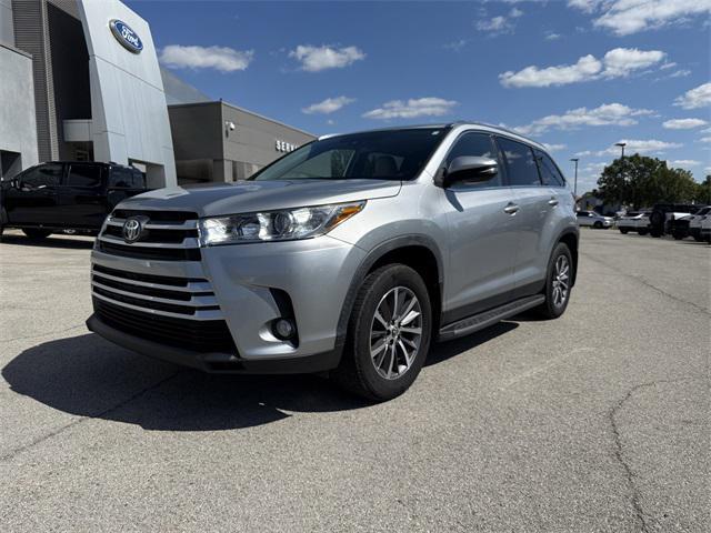 used 2019 Toyota Highlander car, priced at $25,995