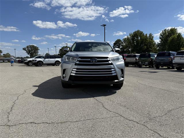 used 2019 Toyota Highlander car, priced at $25,995