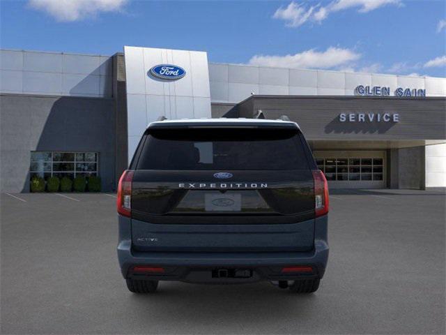 new 2025 Ford Expedition car, priced at $68,225