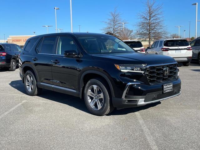 new 2025 Honda Pilot car, priced at $44,895