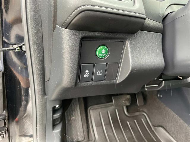 used 2022 Honda HR-V car, priced at $22,000