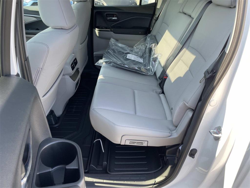new 2025 Honda Ridgeline car, priced at $44,180