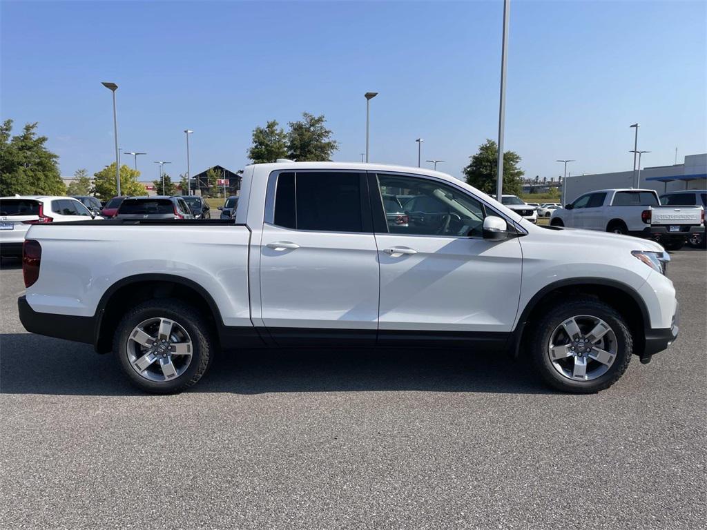 new 2025 Honda Ridgeline car, priced at $44,180