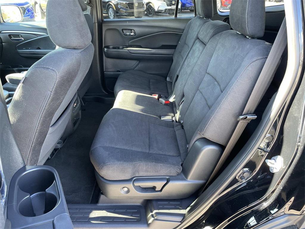 used 2022 Honda Pilot car, priced at $29,000