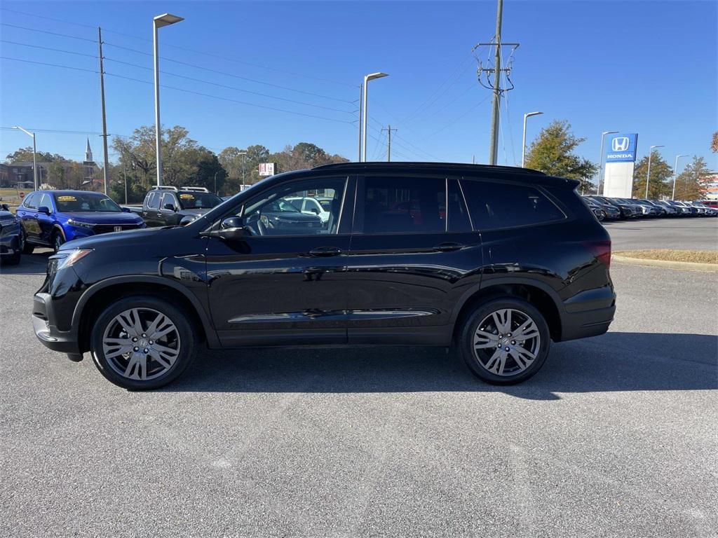 used 2022 Honda Pilot car, priced at $29,000