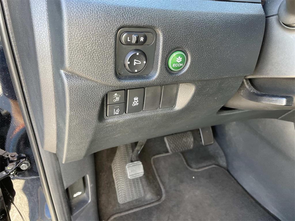 used 2022 Honda Pilot car, priced at $29,000