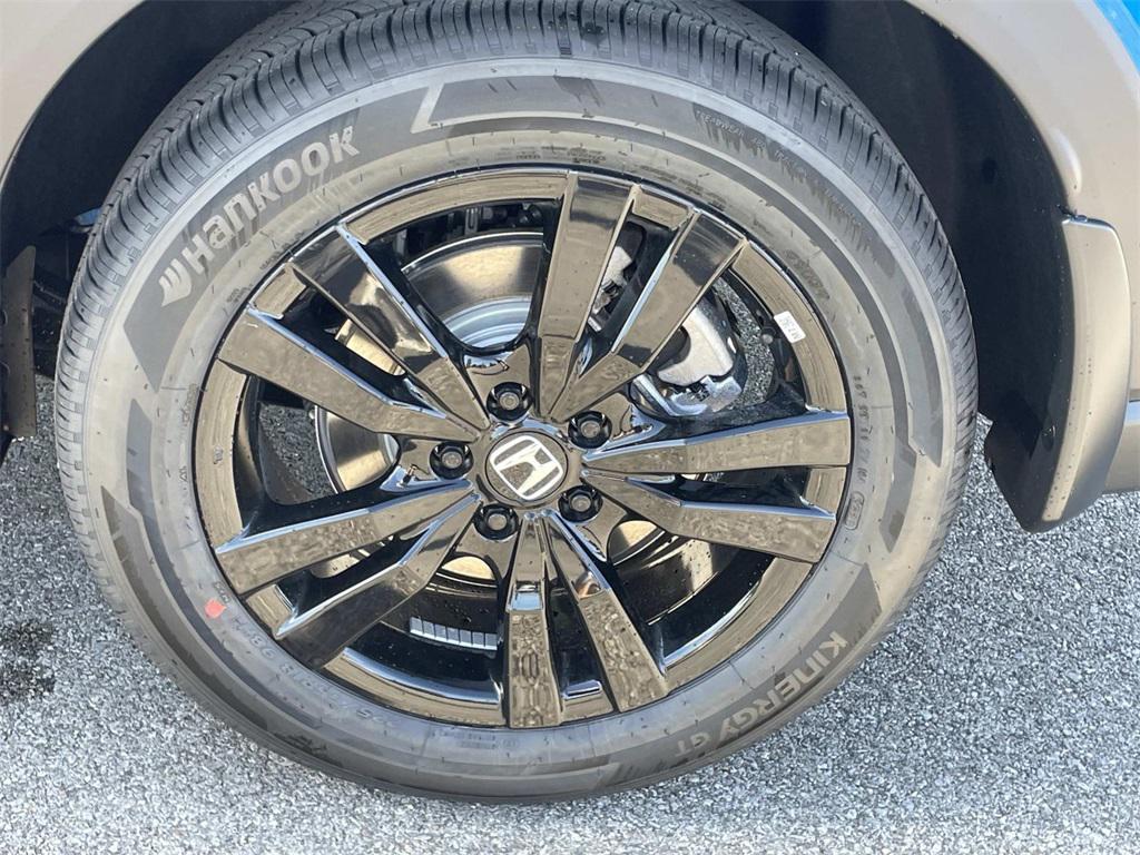 new 2026 Honda HR-V car, priced at $29,155