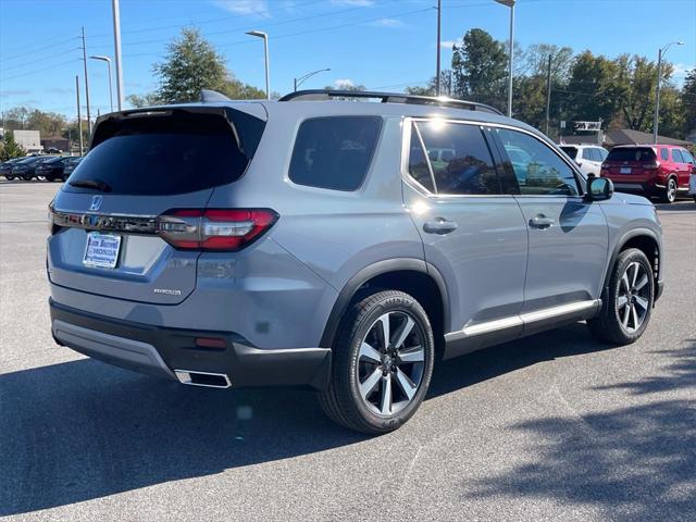 new 2025 Honda Pilot car, priced at $51,450