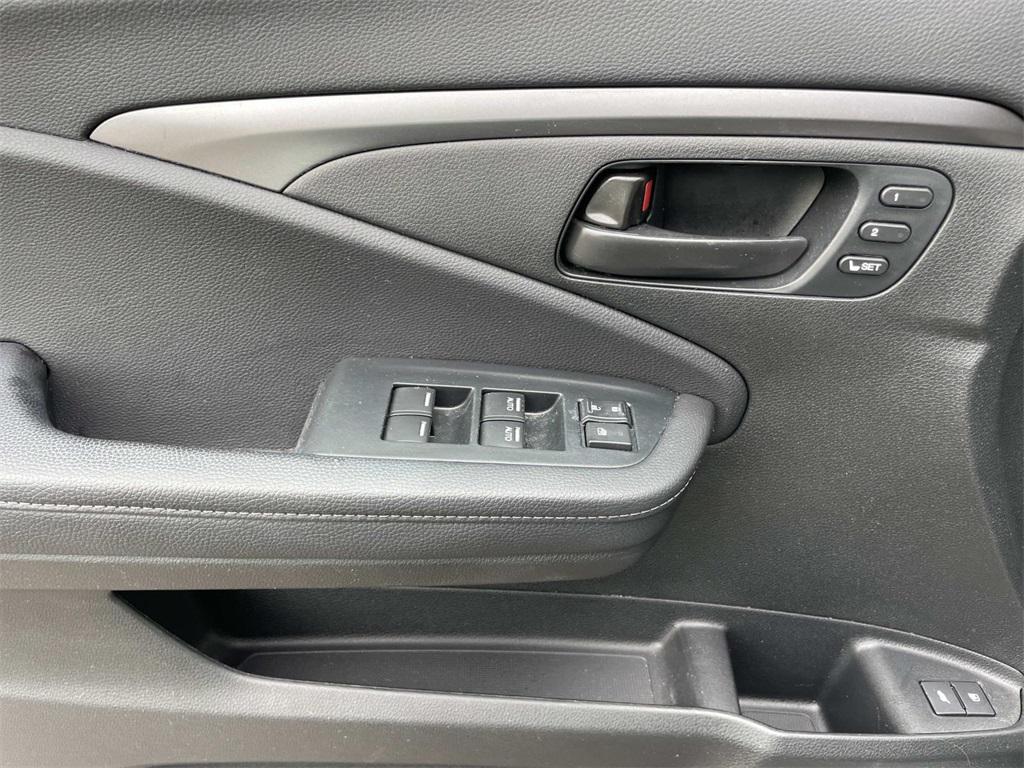 used 2023 Honda Passport car, priced at $35,150