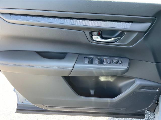 new 2025 Honda CR-V car, priced at $31,950