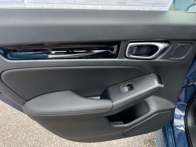 new 2025 Honda Civic Hybrid car, priced at $33,555