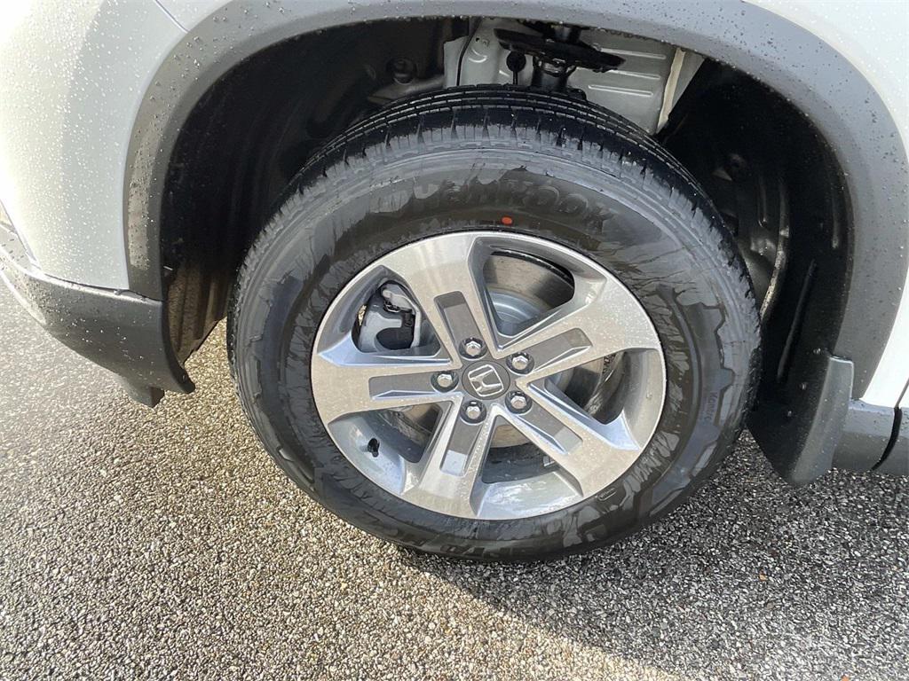 new 2025 Honda Pilot car, priced at $45,430