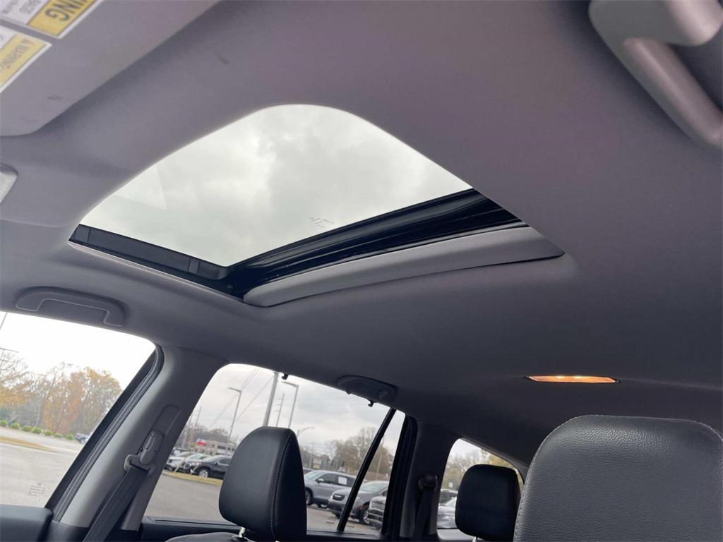 used 2021 Honda Pilot car, priced at $19,100