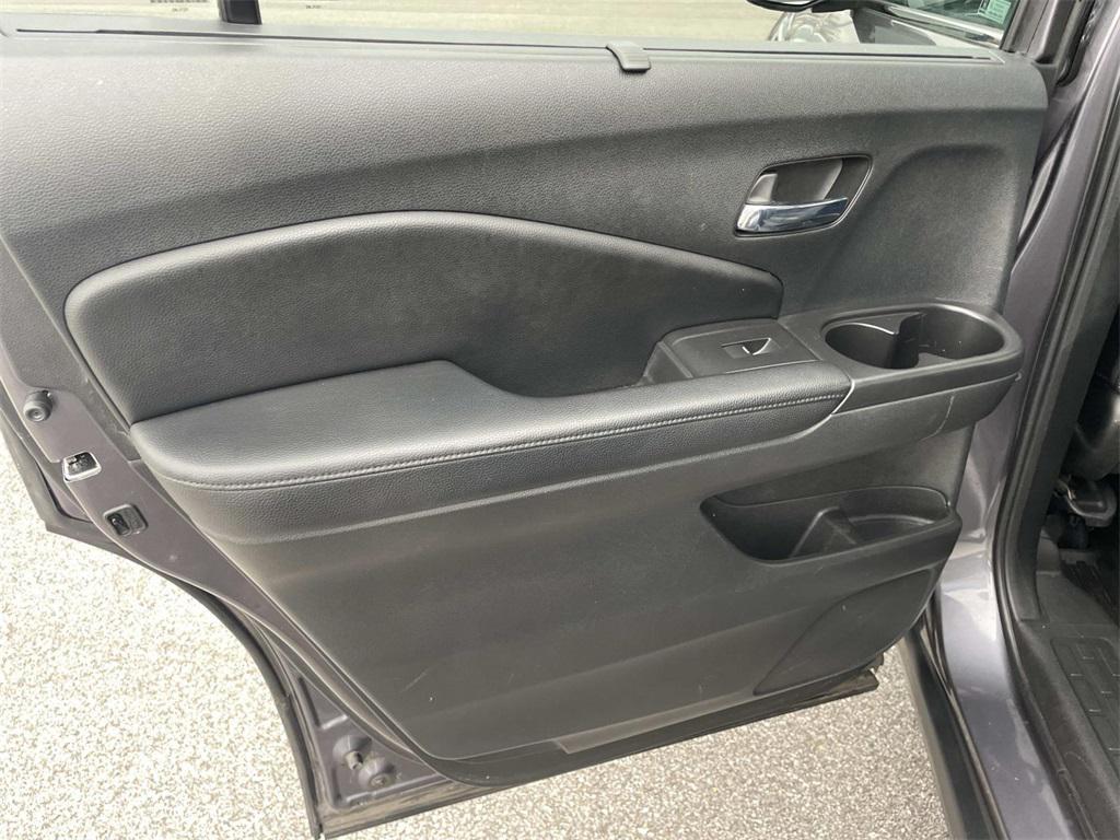 used 2021 Honda Pilot car, priced at $19,100