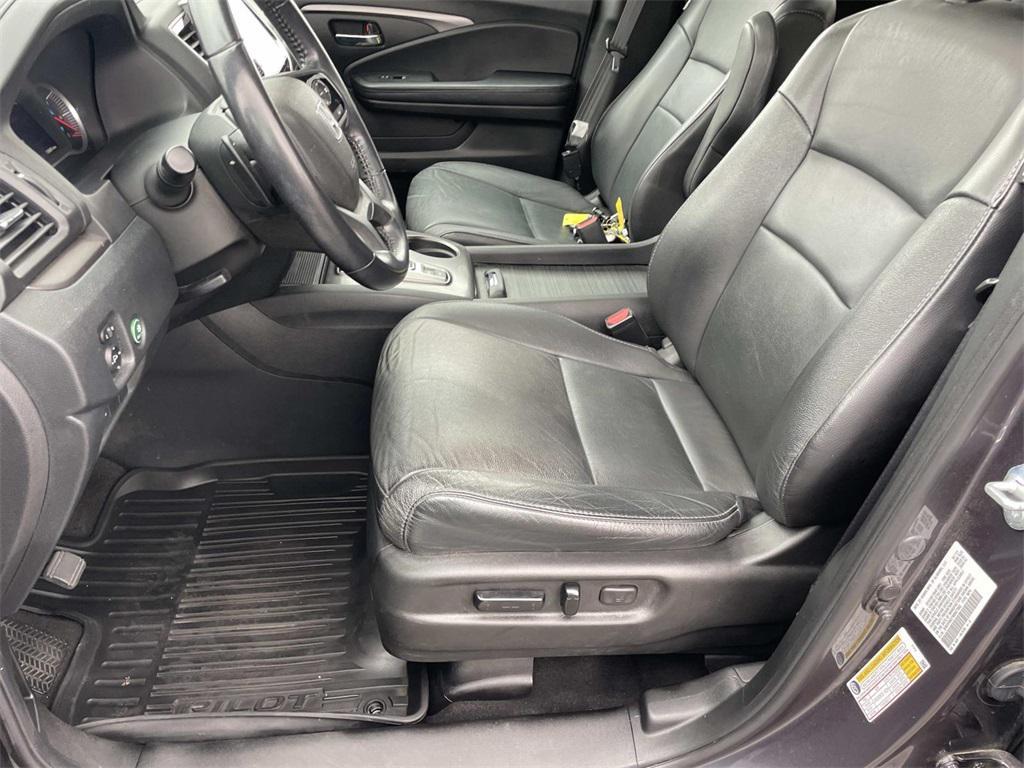 used 2021 Honda Pilot car, priced at $19,100