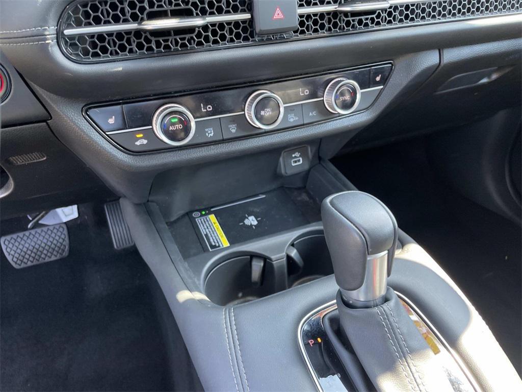 used 2025 Honda HR-V car, priced at $28,200