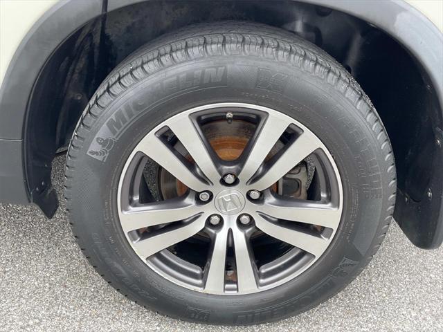 used 2016 Honda Pilot car, priced at $9,400