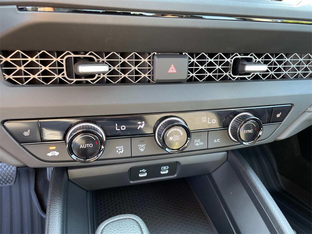 new 2025 Honda Accord car, priced at $31,710