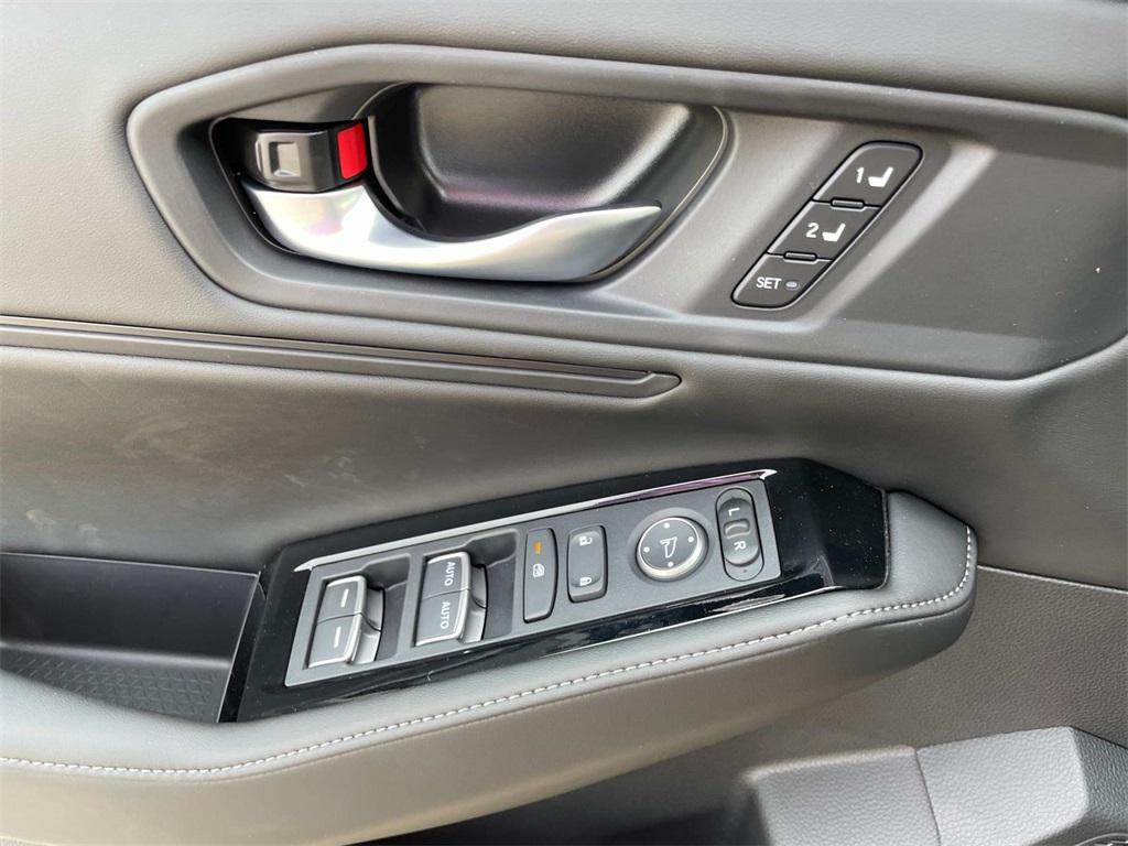 new 2025 Honda Accord Hybrid car, priced at $40,450