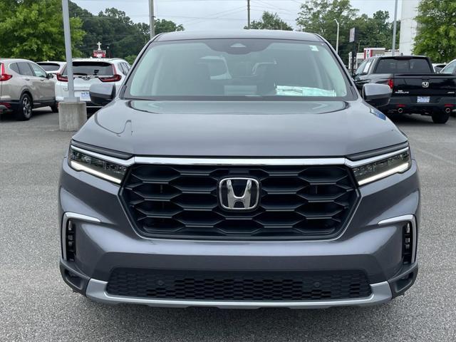new 2025 Honda Pilot car, priced at $46,430