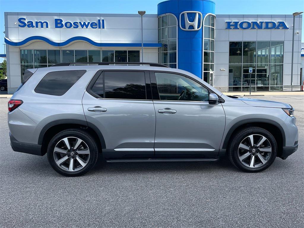 used 2023 Honda Pilot car, priced at $41,850