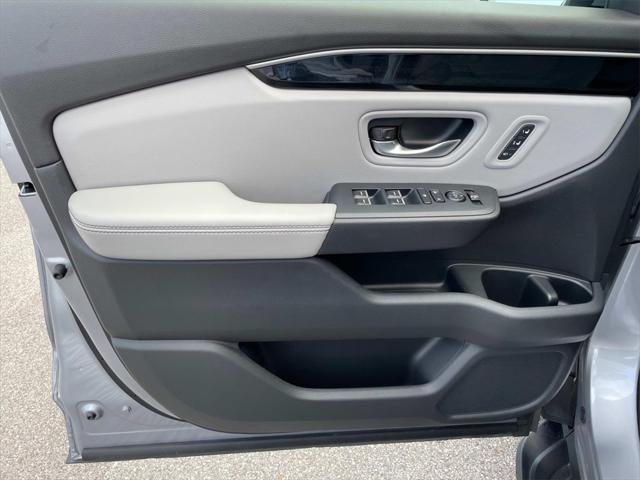 used 2023 Honda Pilot car, priced at $44,500