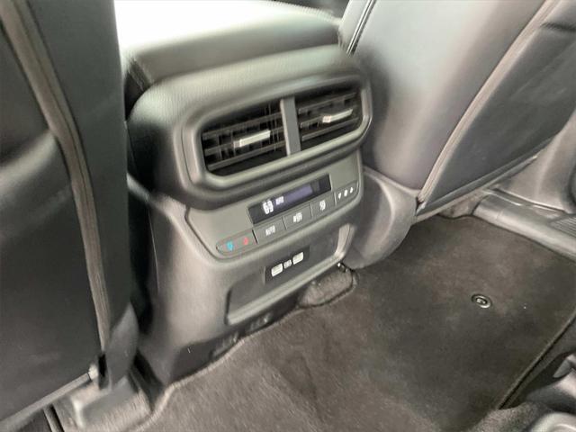 used 2023 Honda Pilot car, priced at $38,000