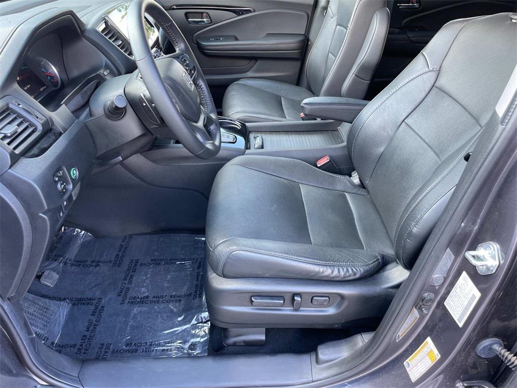 used 2022 Honda Pilot car, priced at $38,150