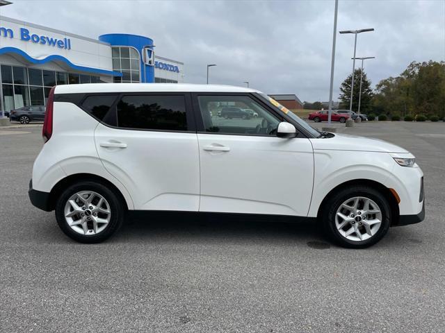 used 2022 Kia Soul car, priced at $14,965