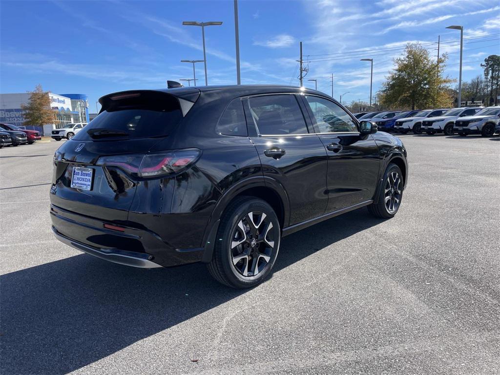 new 2026 Honda HR-V car, priced at $30,750