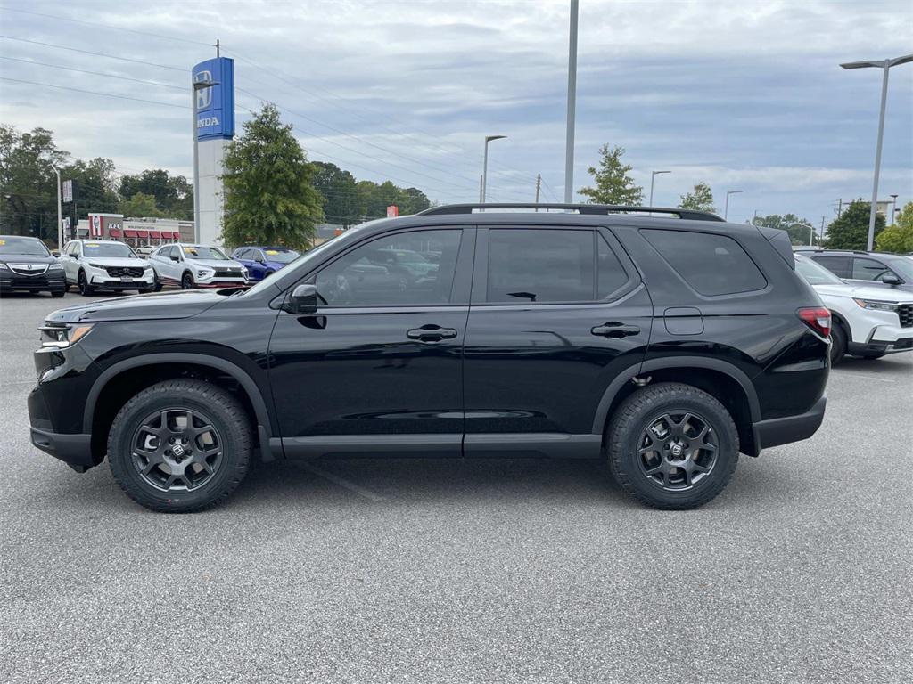 new 2025 Honda Pilot car, priced at $50,145