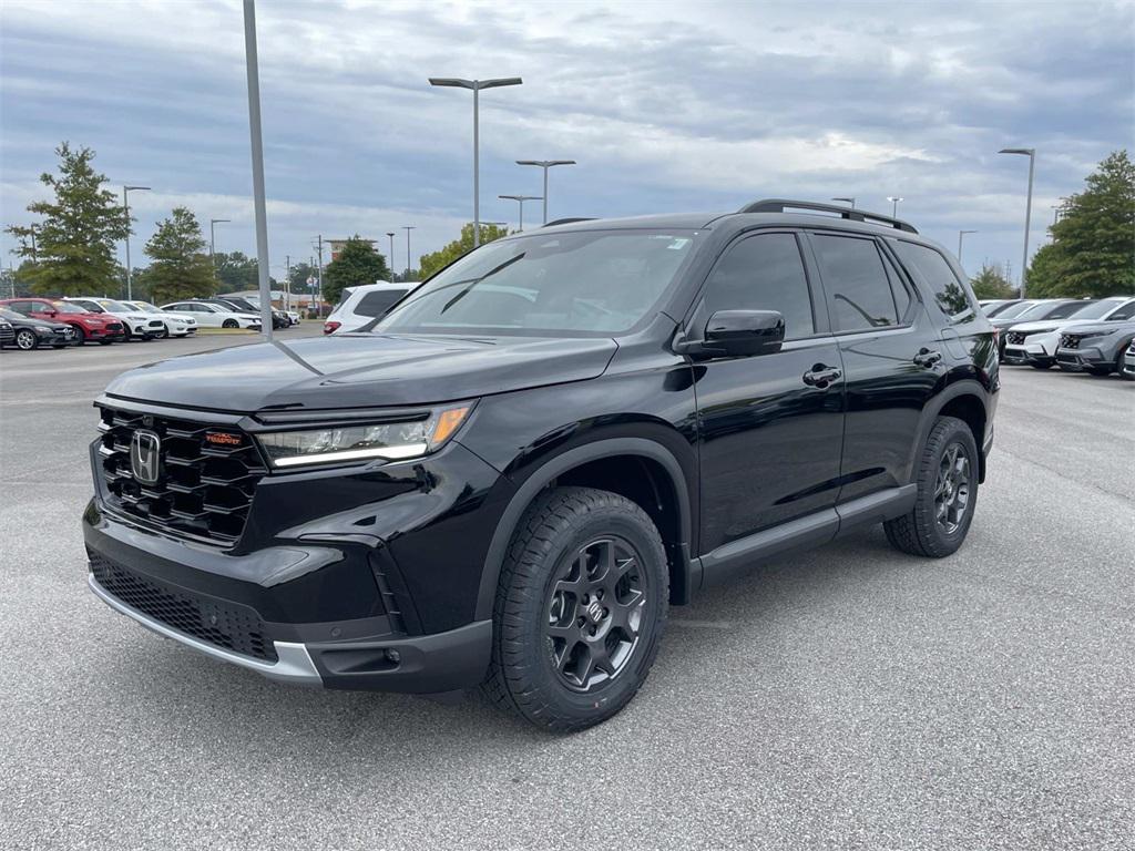new 2025 Honda Pilot car, priced at $50,145