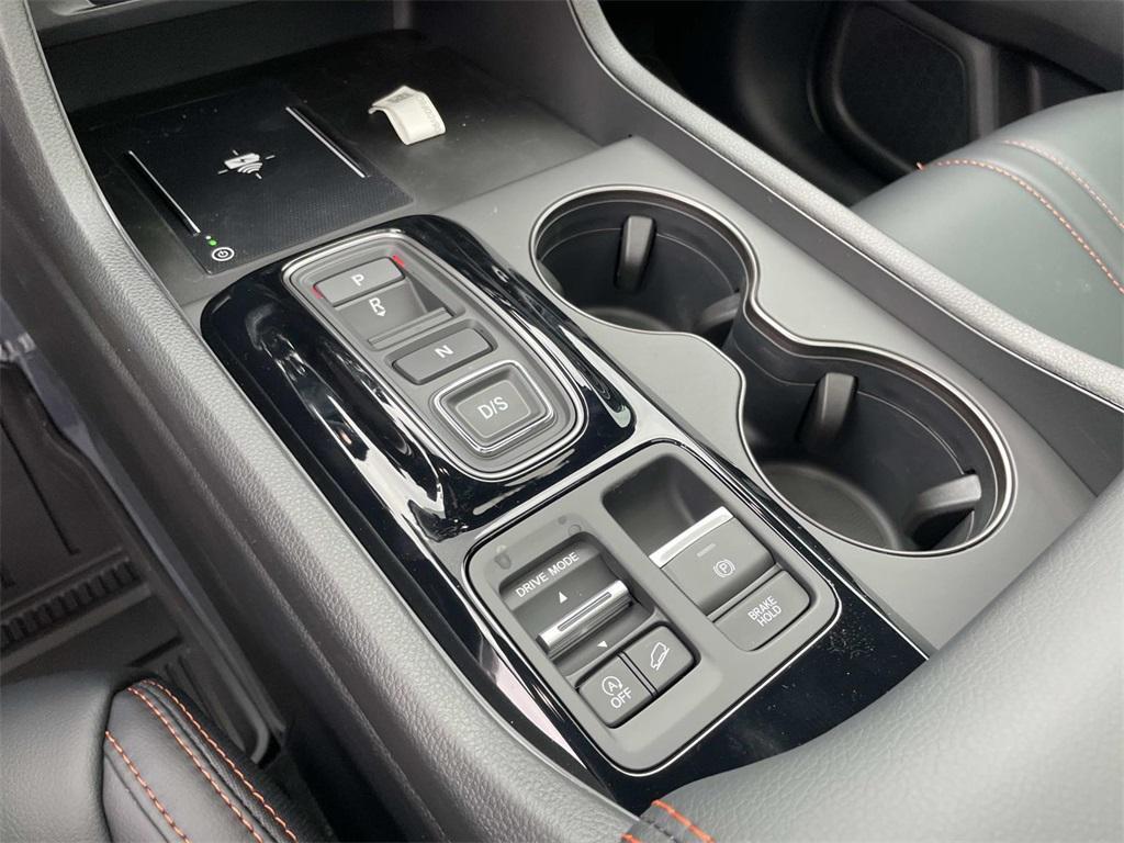 new 2025 Honda Pilot car, priced at $50,145
