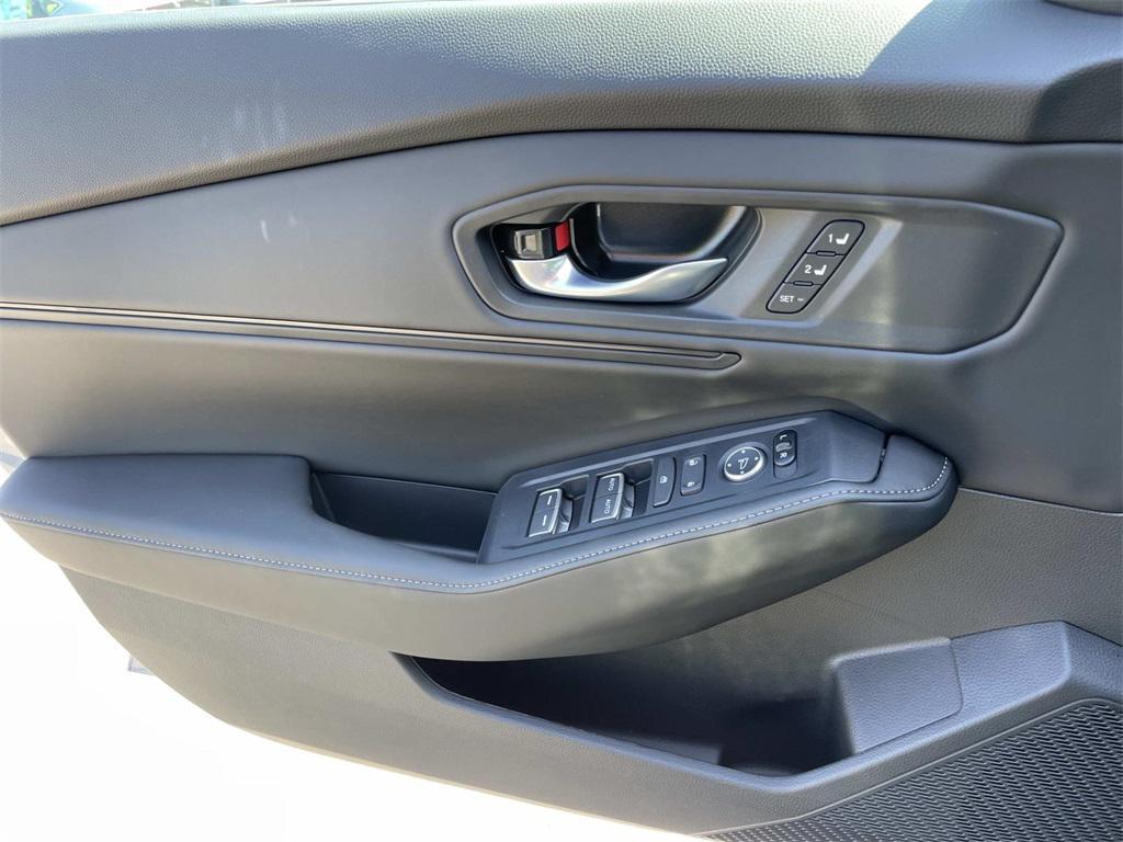 new 2025 Honda Accord Hybrid car, priced at $36,980