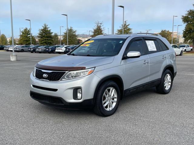 used 2014 Kia Sorento car, priced at $10,150