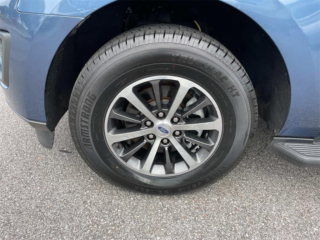used 2019 Ford Expedition car, priced at $18,800