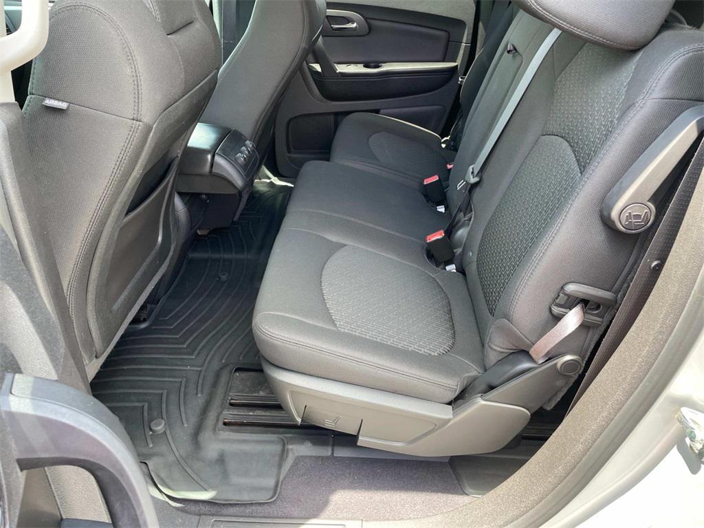used 2012 Chevrolet Traverse car, priced at $7,000