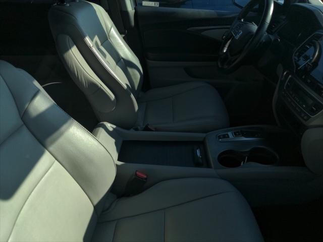 used 2022 Honda Pilot car, priced at $30,871
