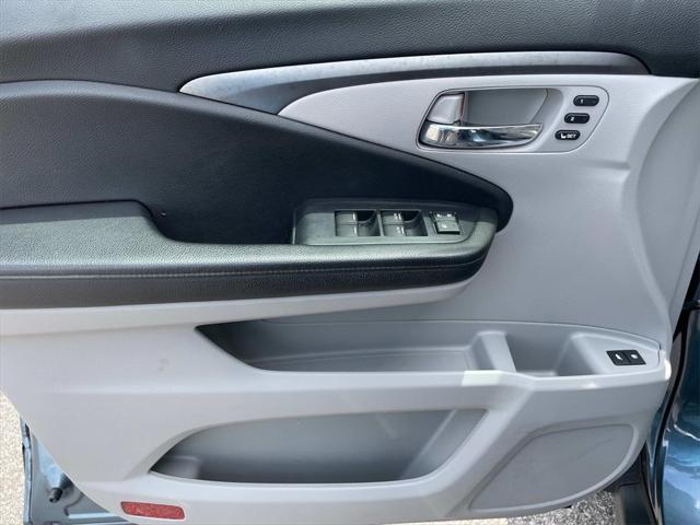 used 2022 Honda Pilot car, priced at $30,500