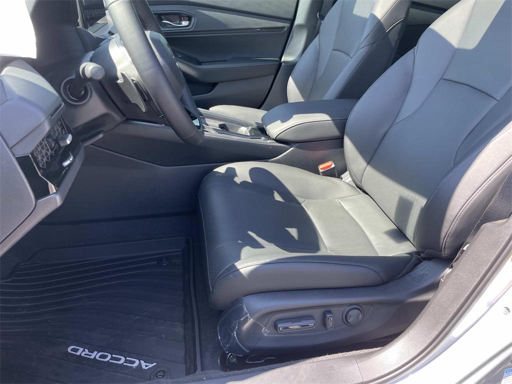 new 2025 Honda Accord Hybrid car, priced at $36,525