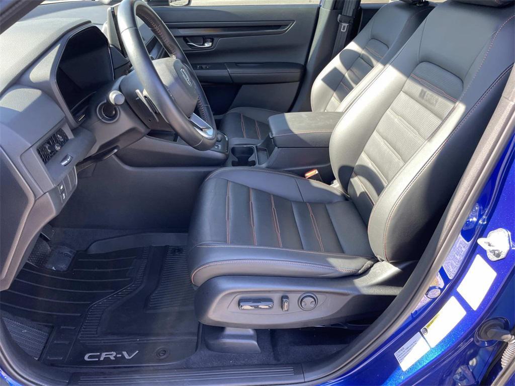 used 2025 Honda CR-V Hybrid car, priced at $34,800