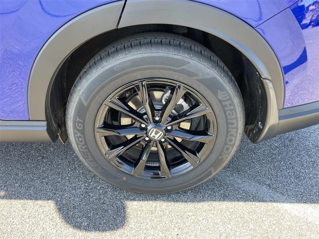 used 2025 Honda CR-V Hybrid car, priced at $34,800