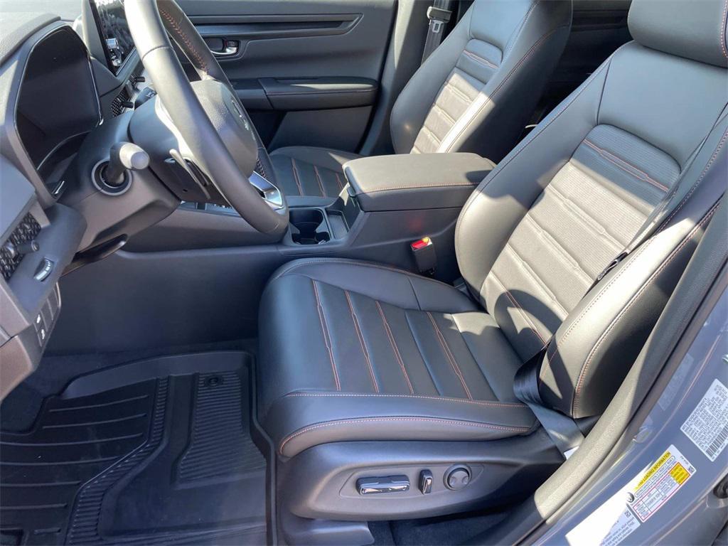 new 2025 Honda CR-V Hybrid car, priced at $41,000