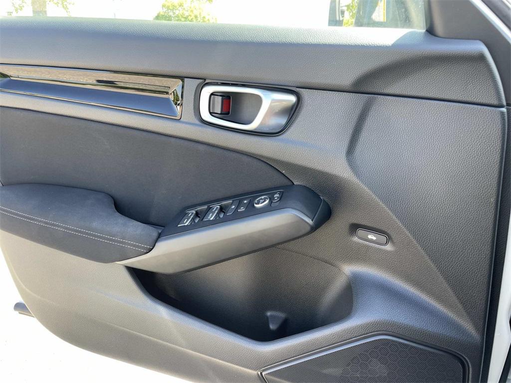 new 2025 Honda Civic Hybrid car, priced at $29,805
