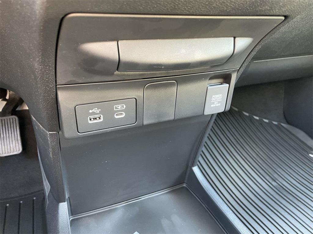 new 2026 Honda Odyssey car, priced at $43,540